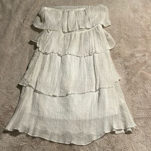 White strapless dress